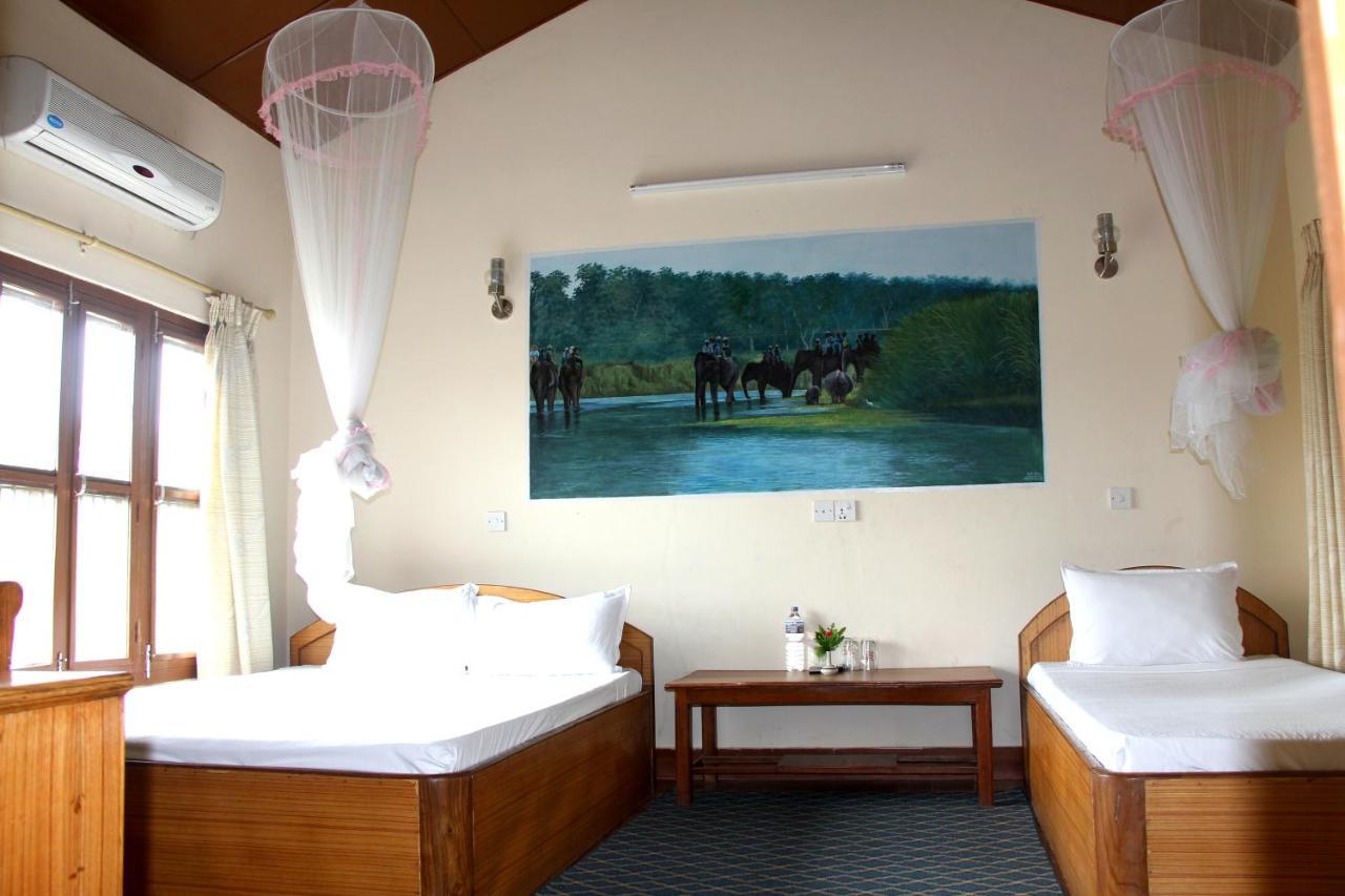 Rhino Land Jungle Lodge Саураха Экстерьер фото